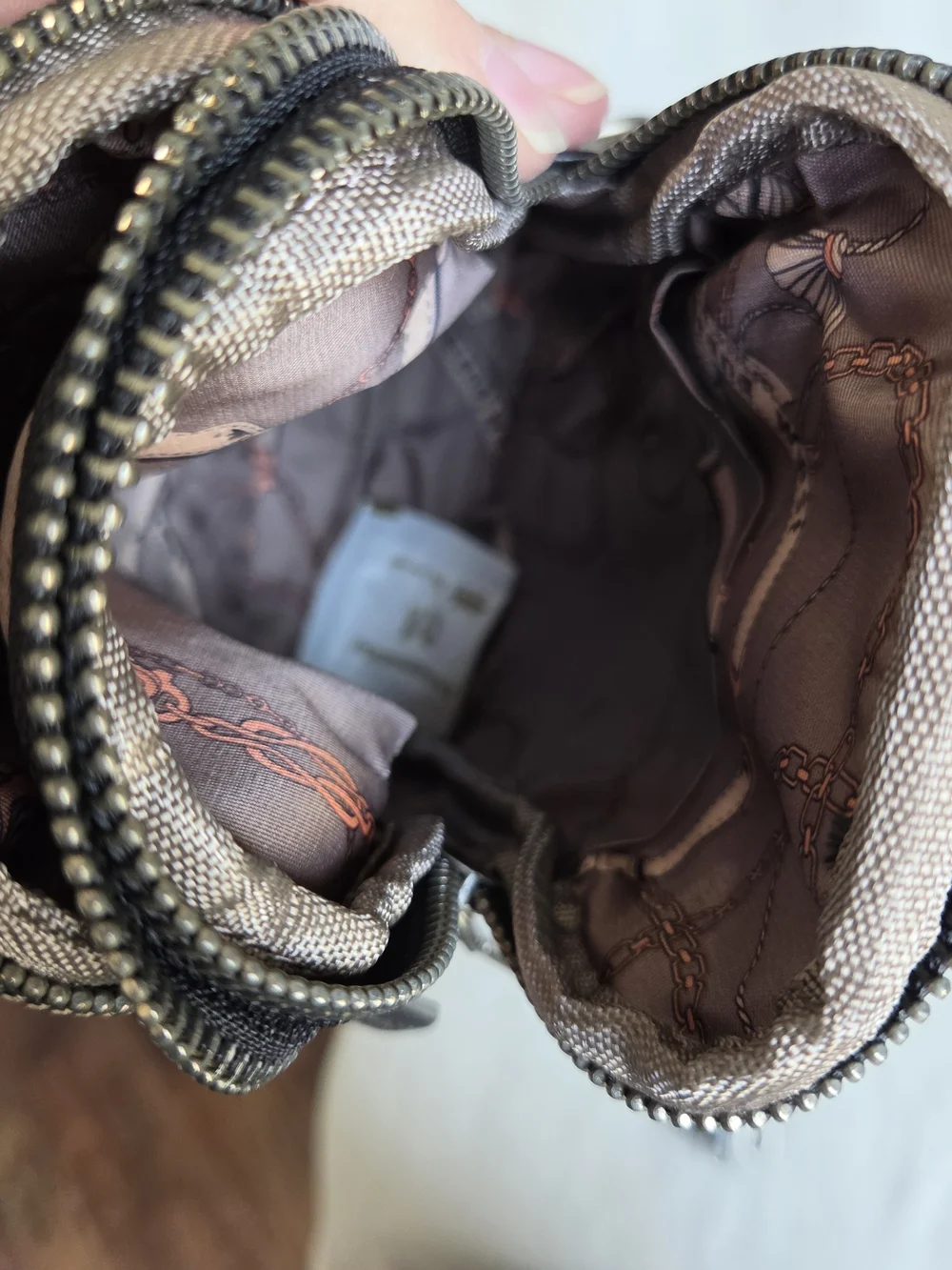 Montana West Sling Bag